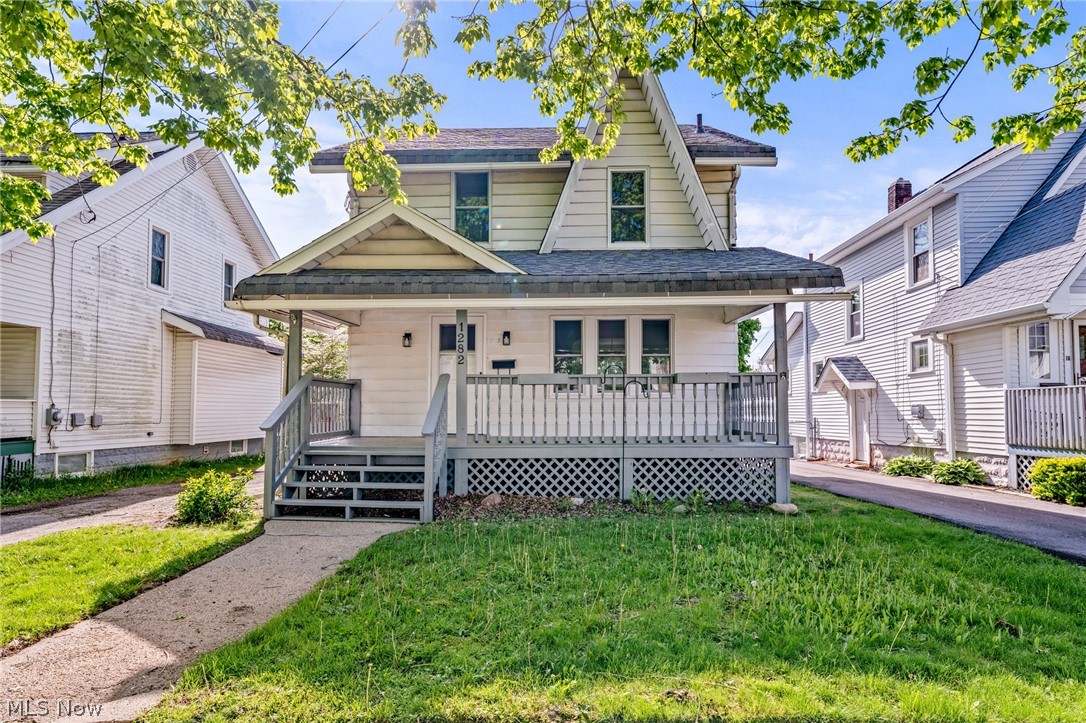 1282 Neptune Avenue Akron OH 44301