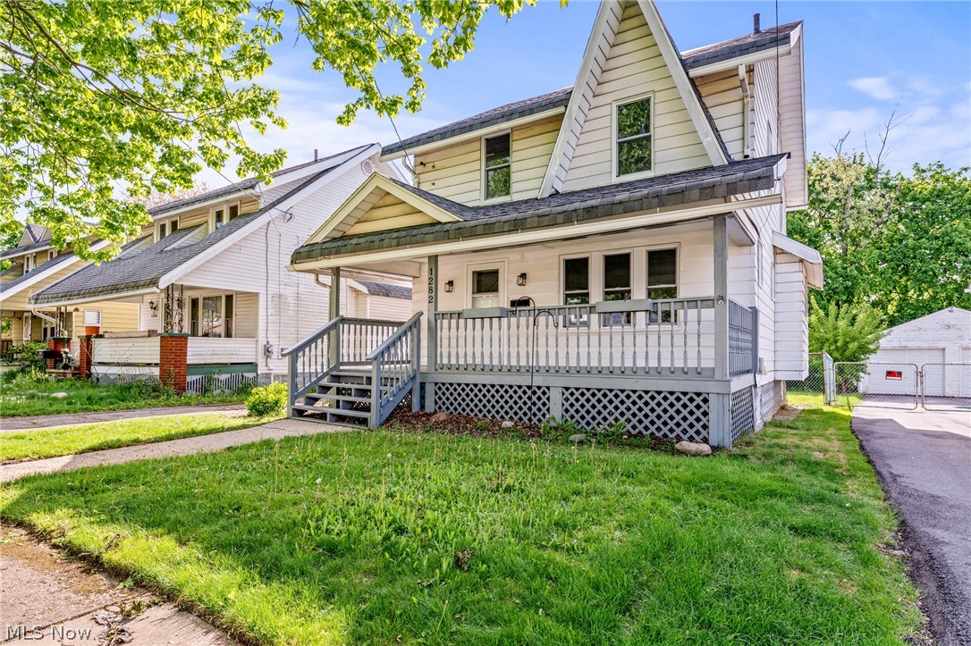 1282 Neptune Avenue Akron OH 44301