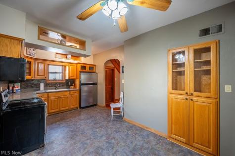 708 N 7th Street Marietta OH 45750