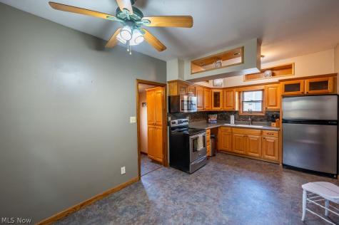 708 N 7th Street Marietta OH 45750