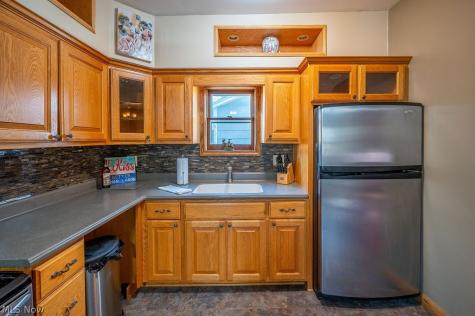708 N 7th Street Marietta OH 45750