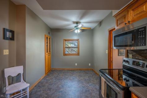 708 N 7th Street Marietta OH 45750