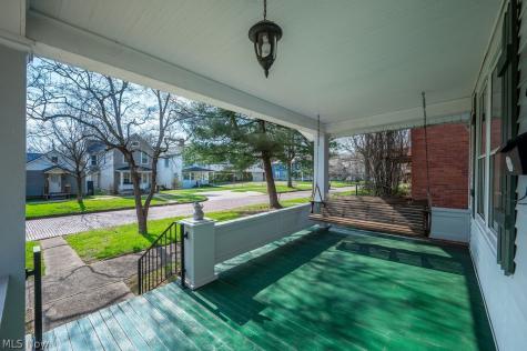 708 N 7th Street Marietta OH 45750