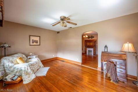 708 N 7th Street Marietta OH 45750