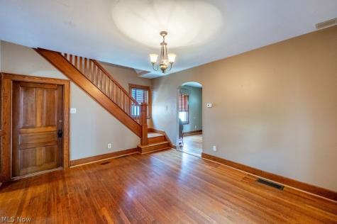 708 N 7th Street Marietta OH 45750