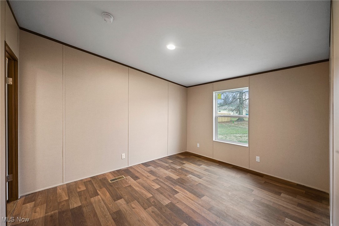 541 Lincoln Avenue Struthers OH 44471