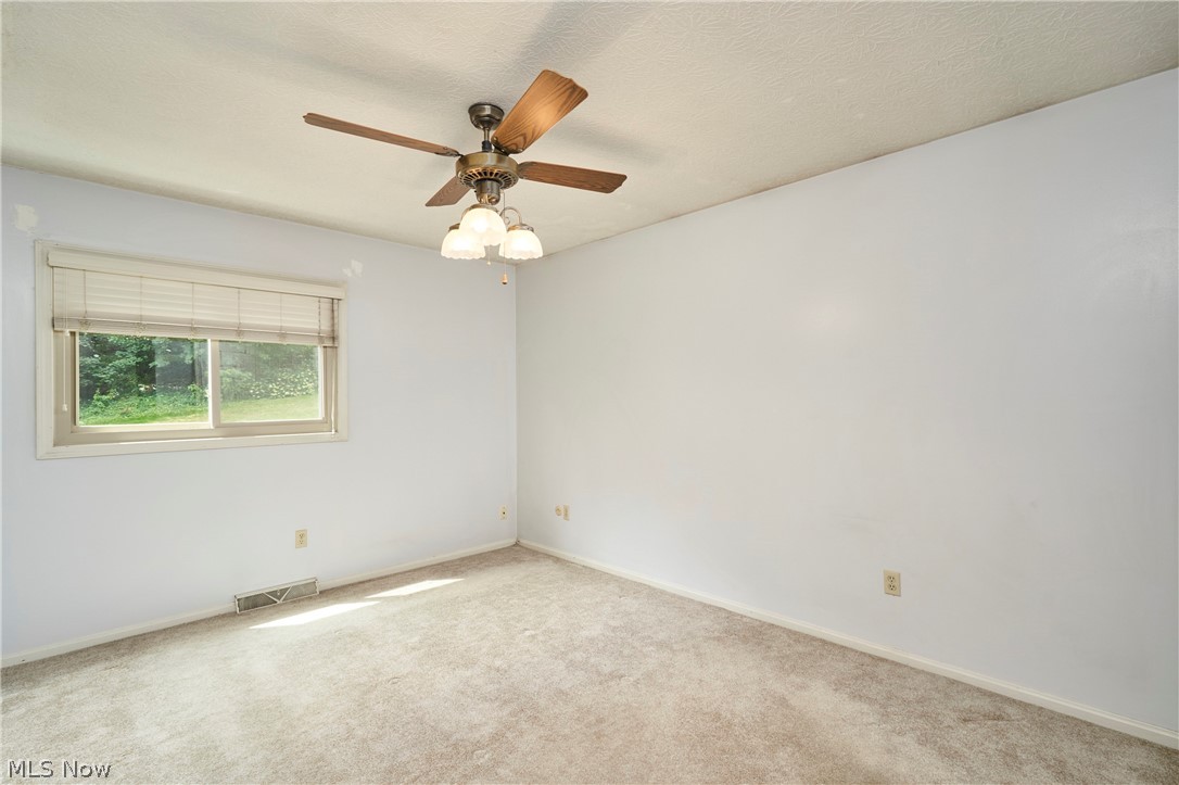792 Jolson Avenue Akron OH 44319