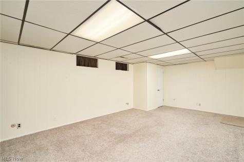 792 Jolson Avenue Akron OH 44319