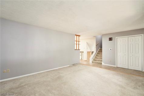 792 Jolson Avenue Akron OH 44319
