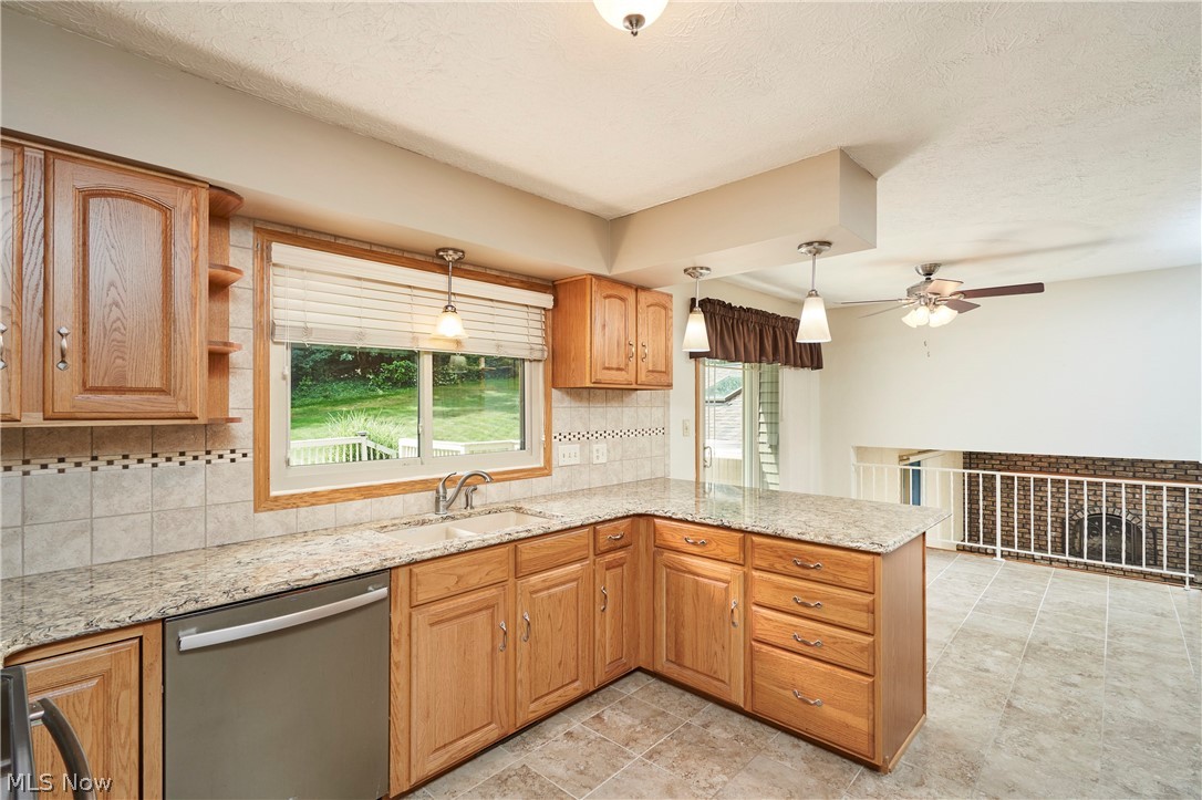 792 Jolson Avenue Akron OH 44319