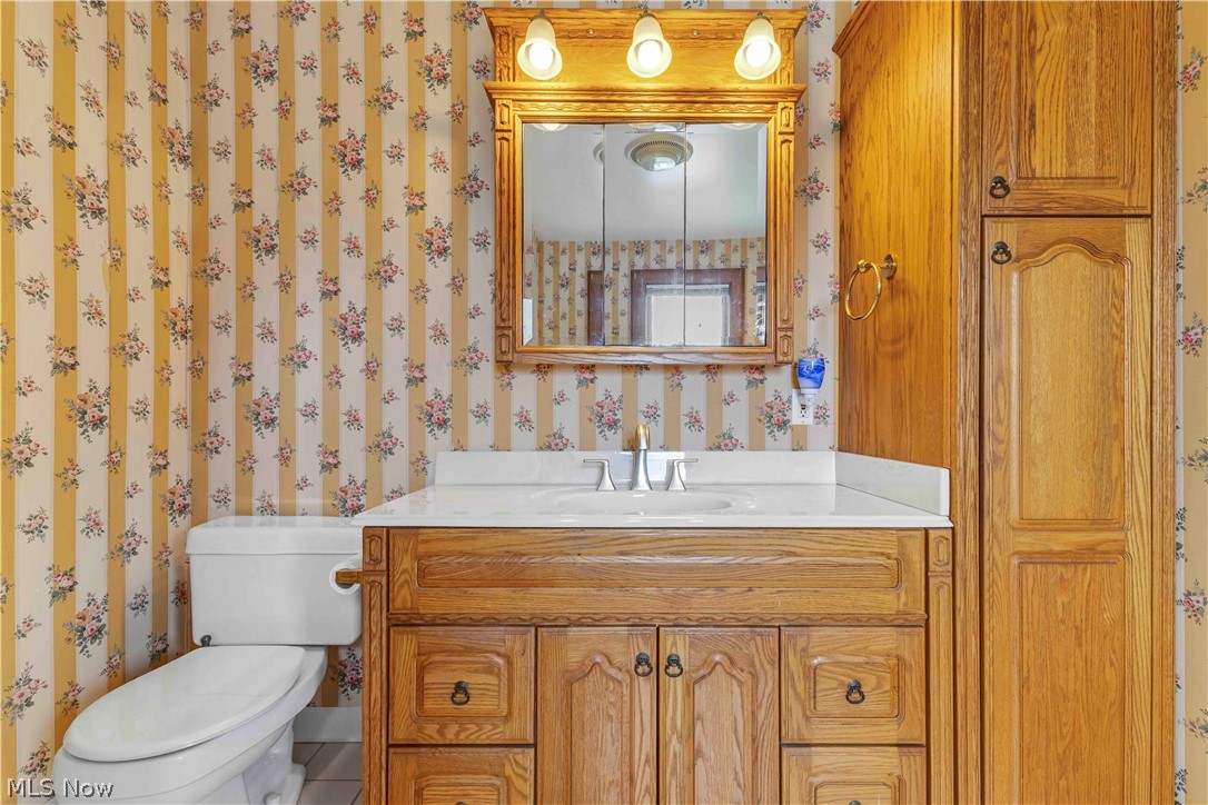 5616 Theota Avenue Parma OH 44129