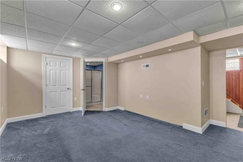 5616 Theota Avenue Parma OH 44129