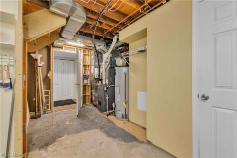 5616 Theota Avenue Parma OH 44129