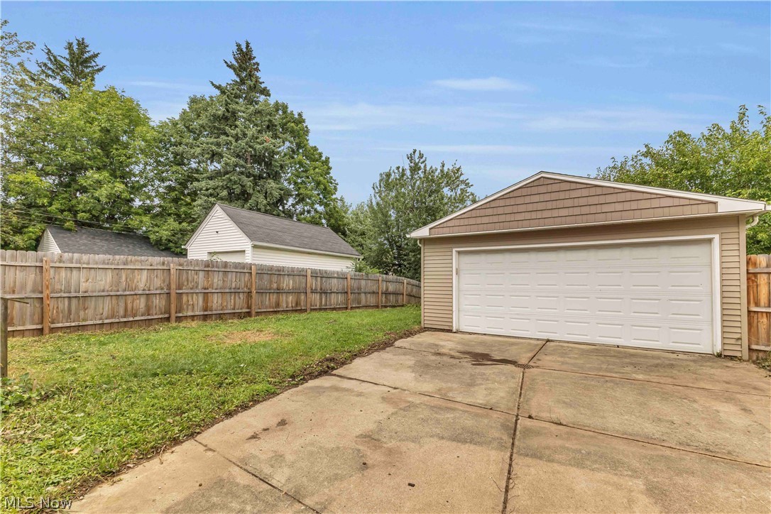 5616 Theota Avenue Parma OH 44129