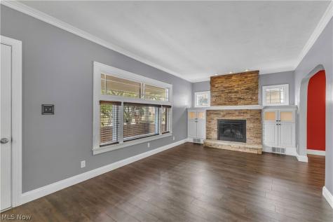 5616 Theota Avenue Parma OH 44129