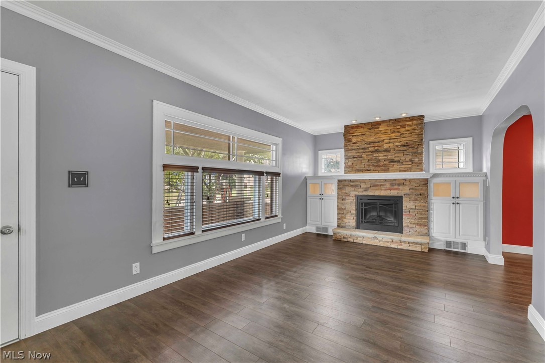 5616 Theota Avenue Parma OH 44129