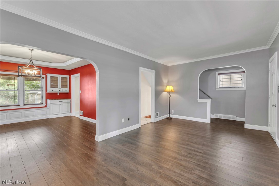 5616 Theota Avenue Parma OH 44129