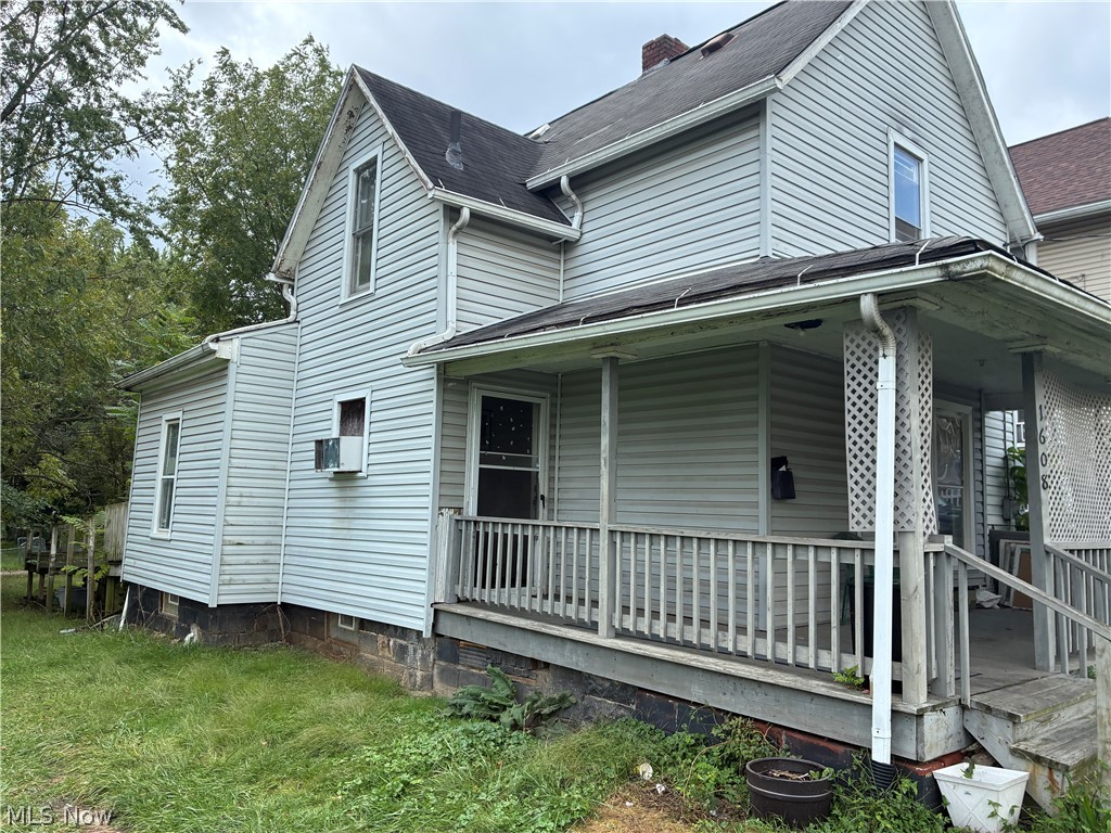 1608 Glendale Place NE Canton OH 44705