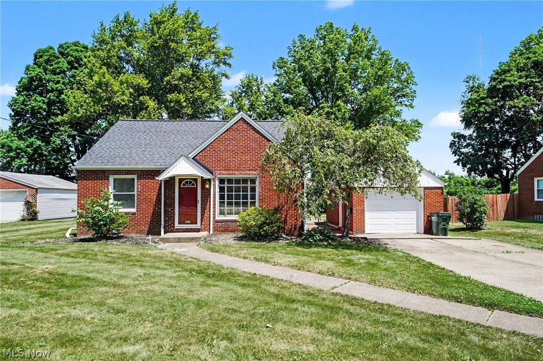 4627 20th Street NW Canton OH 44708