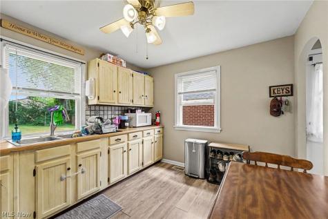4627 20th Street NW Canton OH 44708