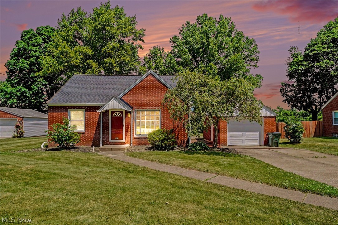 4627 20th Street NW Canton OH 44708