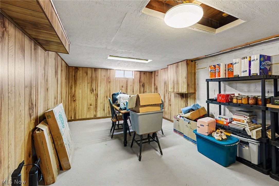 4627 20th Street NW Canton OH 44708