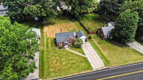 4627 20th Street NW Canton OH 44708