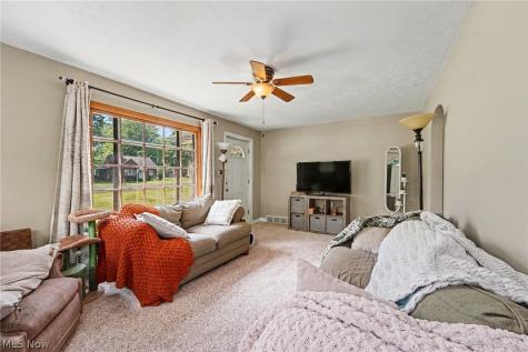 4627 20th Street NW Canton OH 44708