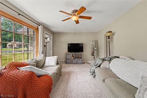 4627 20th Street NW Canton OH 44708