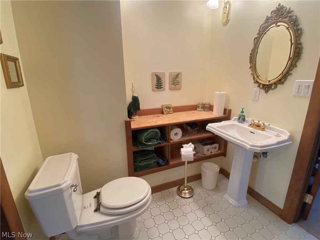 100 Stratton Lane Flushing OH 43977