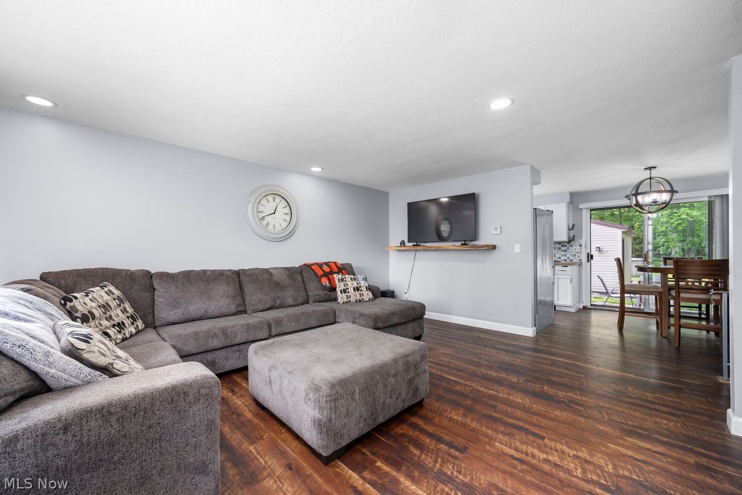 5654 Olive Avenue North Ridgeville OH 44039