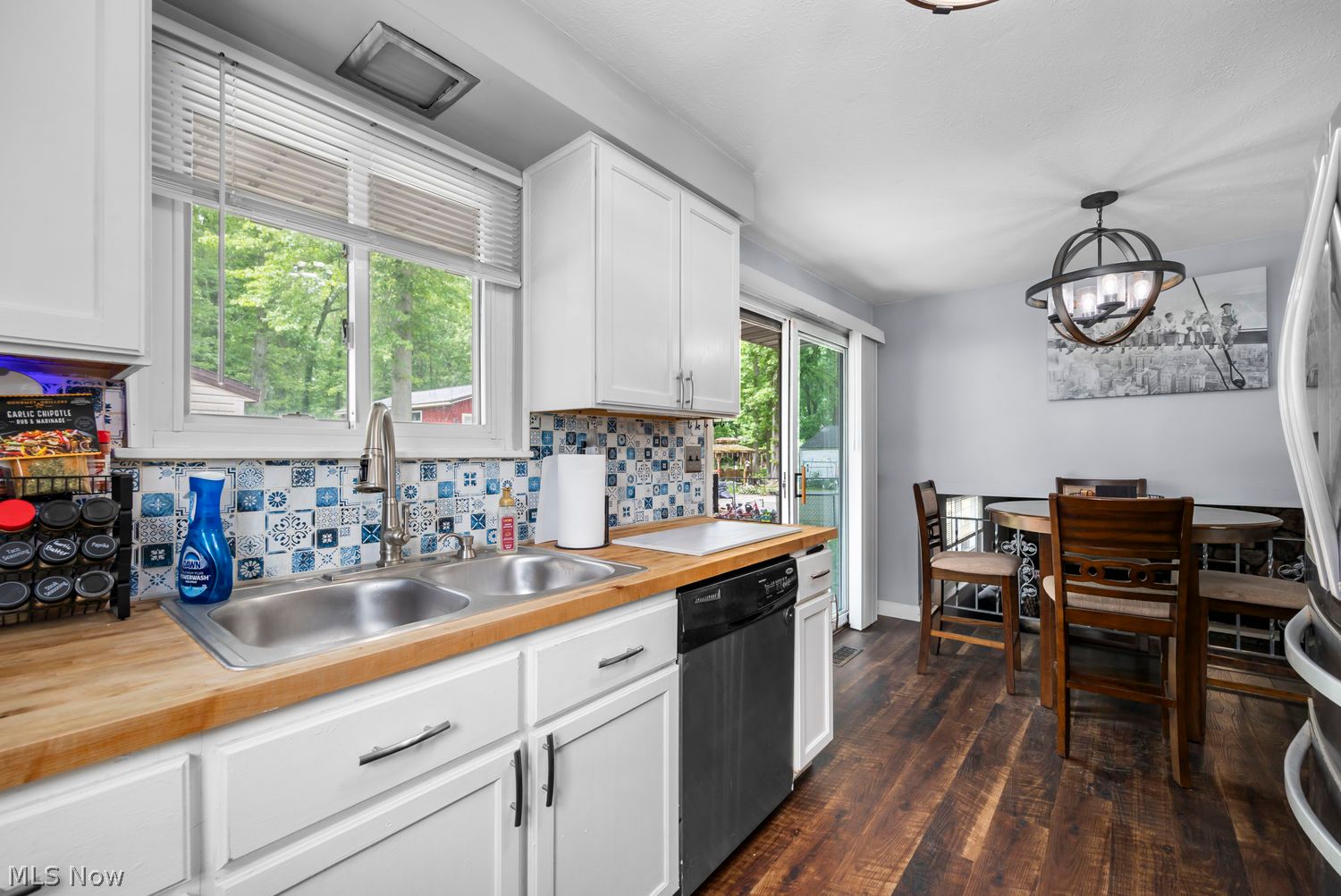 5654 Olive Avenue North Ridgeville OH 44039