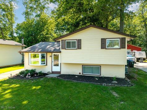 5654 Olive Avenue North Ridgeville OH 44039