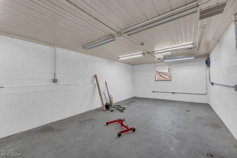 22988 West Road Wellington OH 44090