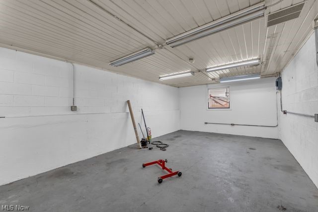 22988 West Road Wellington OH 44090