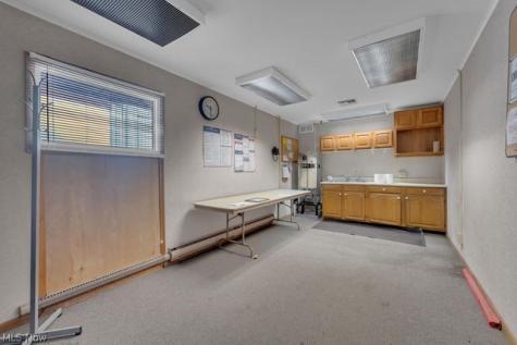 22988 West Road Wellington OH 44090