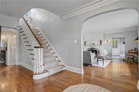 131 N Wheaton Road Akron OH 44313