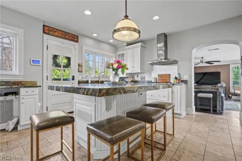131 N Wheaton Road Akron OH 44313