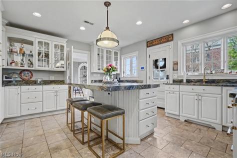 131 N Wheaton Road Akron OH 44313