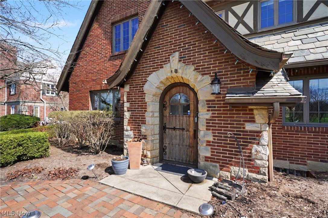 131 N Wheaton Road Akron OH 44313