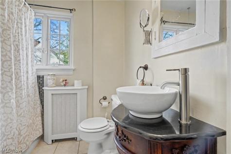 131 N Wheaton Road Akron OH 44313