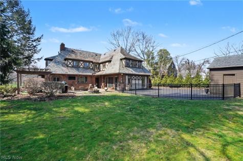 131 N Wheaton Road Akron OH 44313