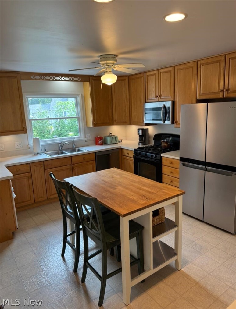 206 Allynd Boulevard Chardon OH 44024