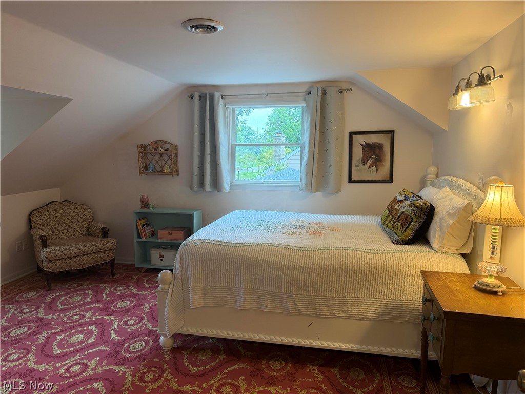 206 Allynd Boulevard Chardon OH 44024