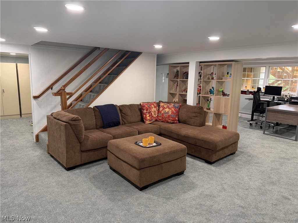 206 Allynd Boulevard Chardon OH 44024