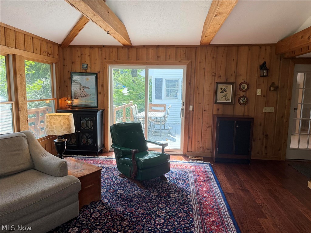 206 Allynd Boulevard Chardon OH 44024