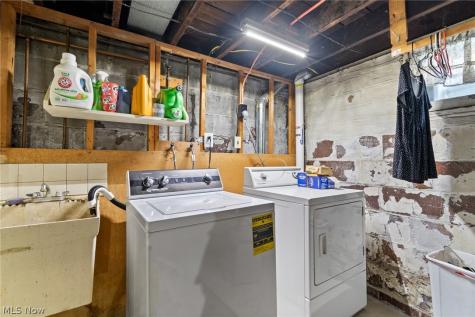 2418 11th Street NW Canton OH 44708