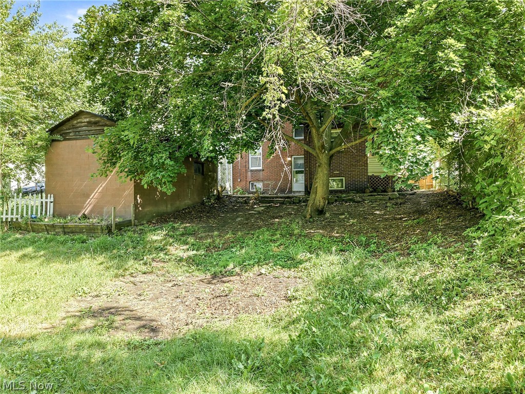 121 Olive Street Girard OH 44420