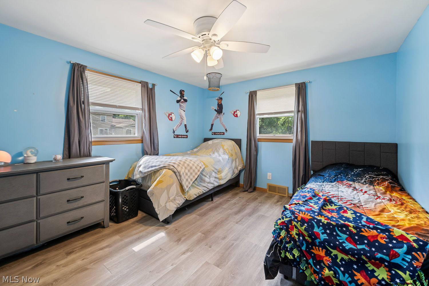 5036 Lindford Avenue NE Canton OH 44705