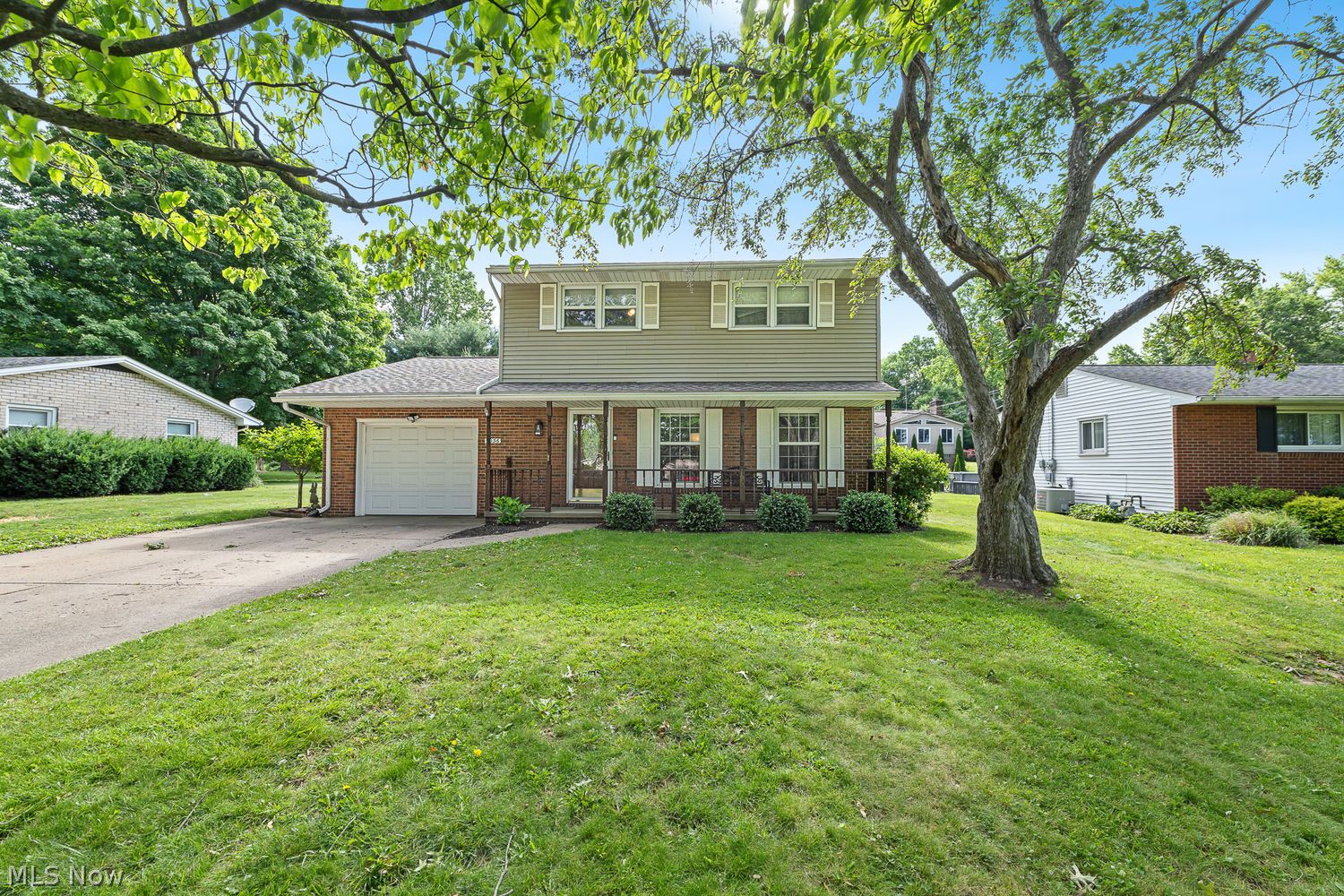5036 Lindford Avenue NE Canton OH 44705